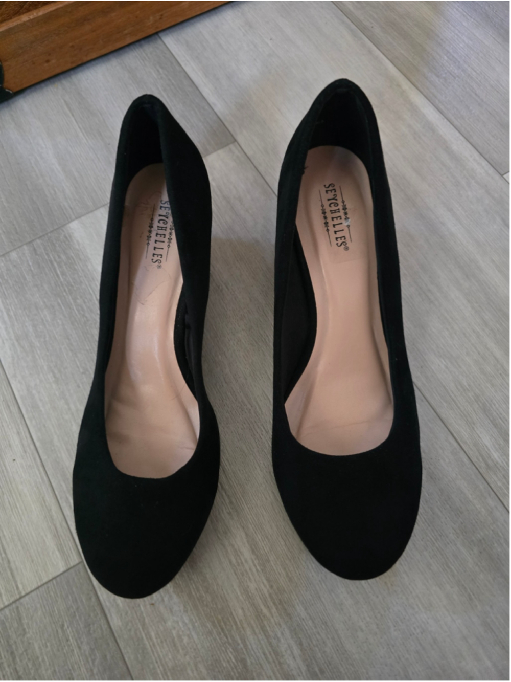 Women's Seychelles Black Wedge Shoes Size 8.5